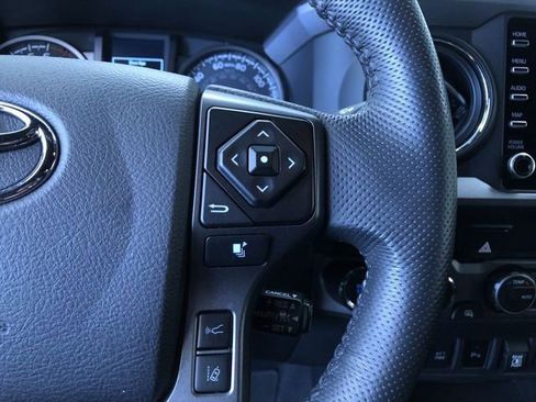 Certified 2021 Toyota Tacoma TRD Off-Road w/ Technology Package image 18