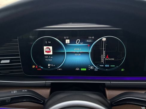 Used 2022 Mercedes-Benz GLS 450 4MATIC image 19