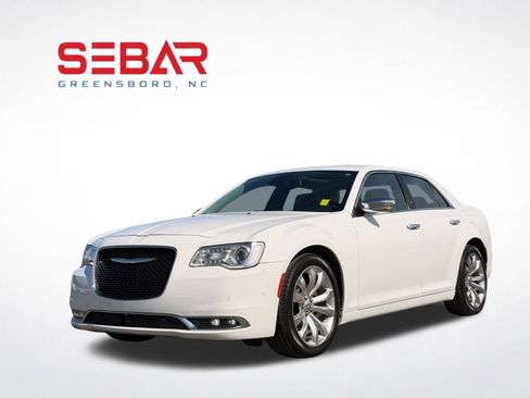 Used 2017 Chrysler 300 C w/ Safetytec Plus Group image 8