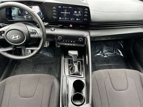 Certified 2025 Hyundai Elantra Sport w/ Cargo Package image 14