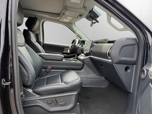 New 2027 Ford Expedition Max Platinum w/ Driver's Package RWD image 15