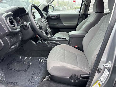 Used 2023 Toyota Tacoma SR AWD/4WD image 9