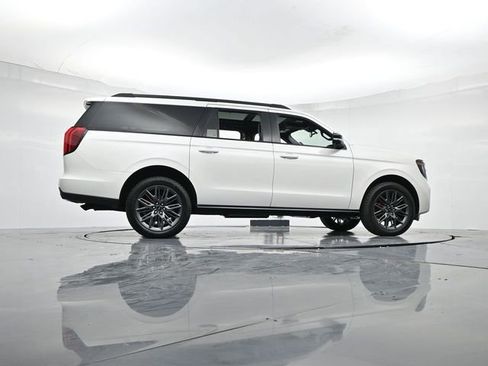 New 2025 Ford Expedition Max Platinum w/ Stealth Performance Package image 32