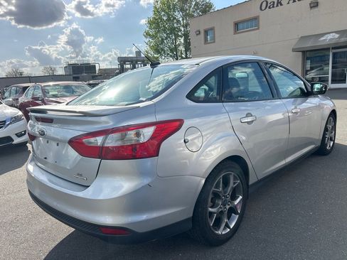Used 2014 Ford Focus SE w/ Equipment Group 201A image 5