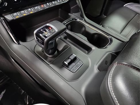 Used 2024 GMC Sierra 1500 AT4X AWD/4WD image 17