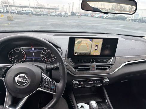 Used 2023 Nissan Altima 2.5 SL image 13