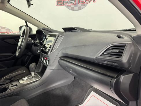 Used 2021 Subaru Crosstrek 2.0i image 12