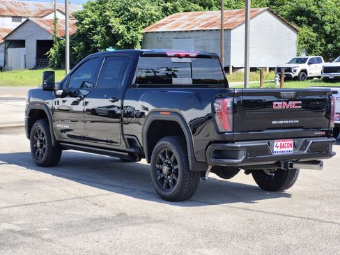 New 2026 GMC Sierra 2500 AT4 w/ AT4 Premium Plus Package AWD/4WD image 3