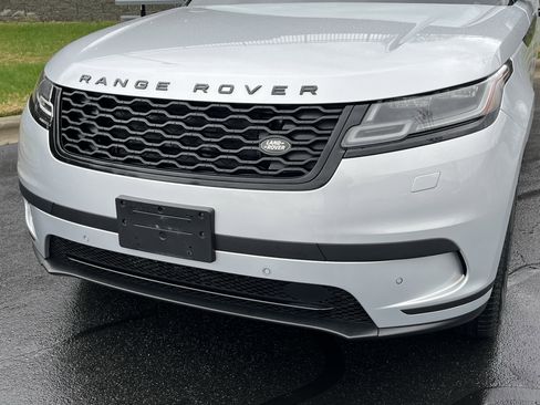 Certified 2023 Land Rover Range Rover Velar S image 11