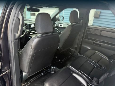 Used 2021 Ford Explorer 4WD Police Interceptor image 25