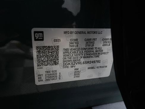 Used 2025 GMC Yukon AT4 Ultimate AWD/4WD image 41