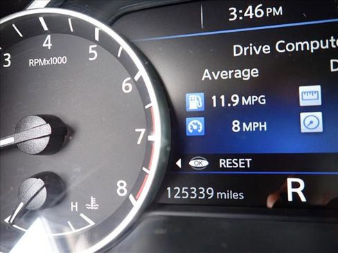 Used 2017 Nissan Murano S image 21