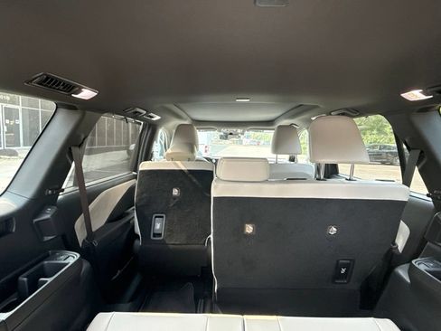 Used 2025 Lexus TX 350 AWD w/ Technology Package image 11