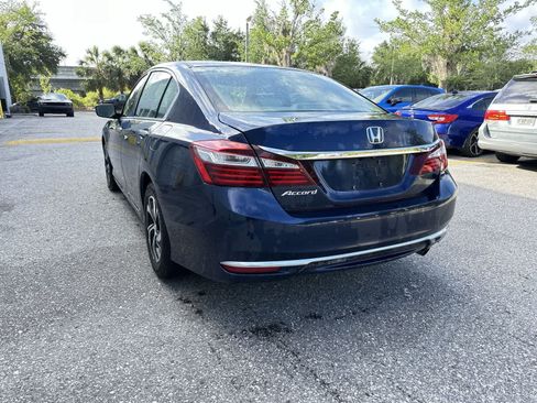 Used 2016 Honda Accord LX image 4