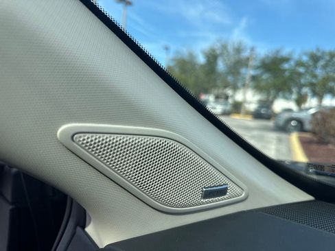 Certified 2025 Nissan Murano SL image 14