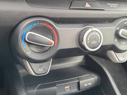 Used 2023 Kia Rio LX image 21