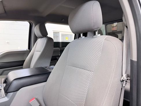 Used 2018 Ford F150 XLT w/ Equipment Group 302A Luxury AWD/4WD image 16