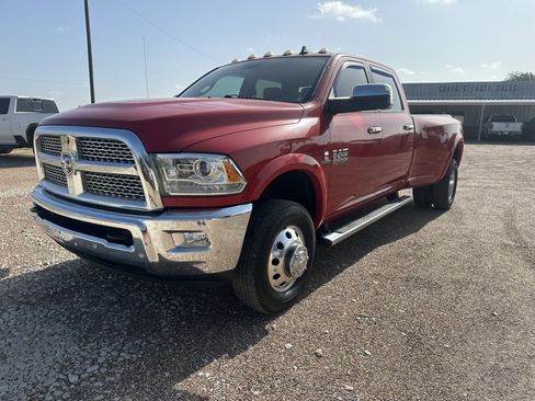Used 2017 RAM 3500 Laramie AWD/4WD image 1