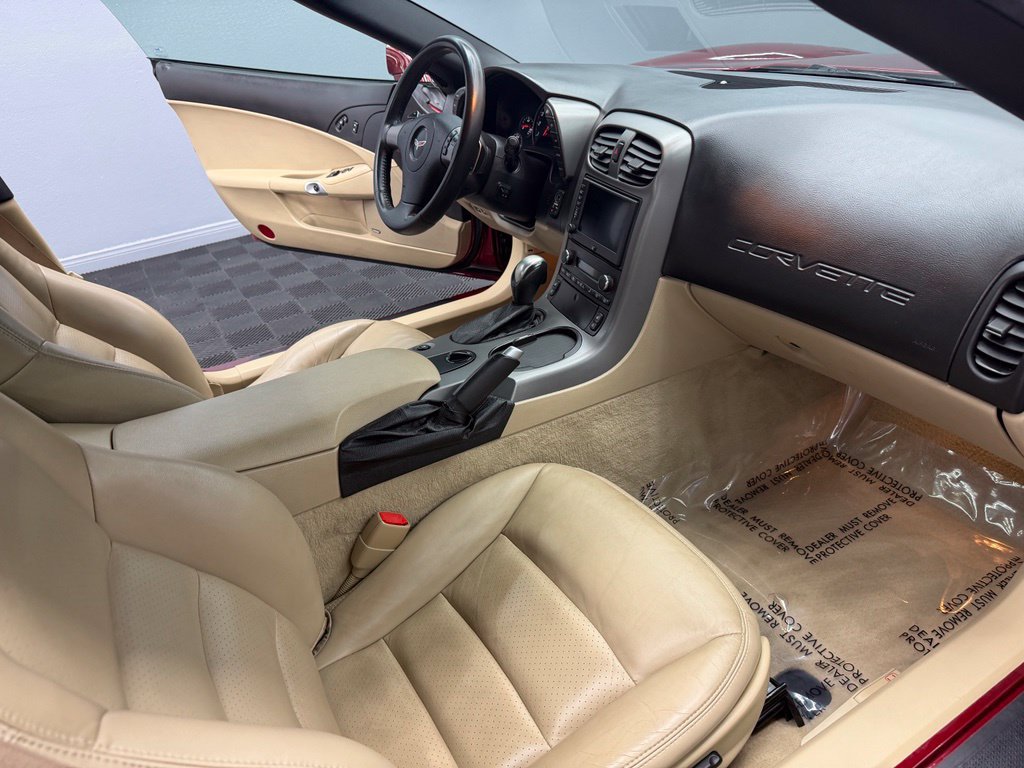 Used 2007 Chevrolet Corvette Coupe w/ Preferred Equipment Group RWD image 40