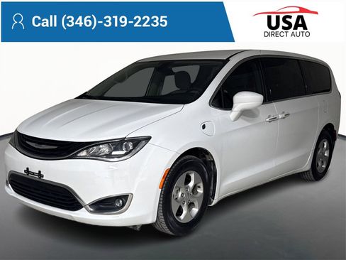 Used 2018 Chrysler Pacifica Touring Plus image 1