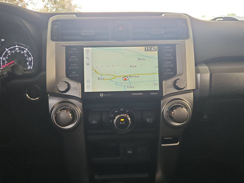 Used 2020 Toyota 4Runner SR5 Premium w/ Moonroof Package AWD/4WD image 13