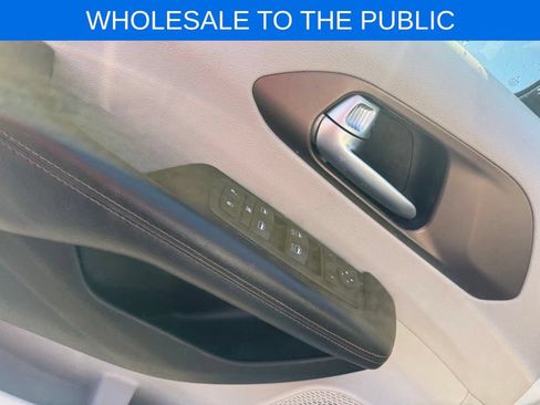 Used 2017 Chrysler Pacifica Touring w/ Tire & Wheel Group FWD image 6