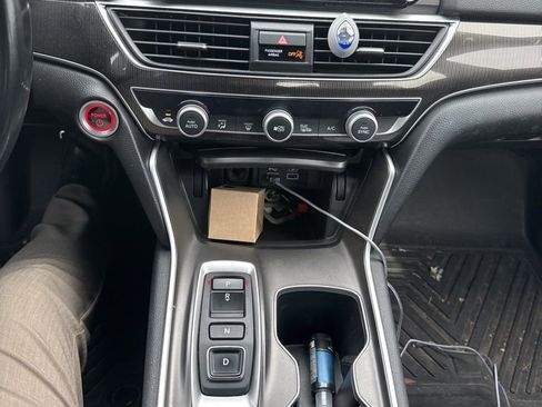 Used 2022 Honda Accord Sport image 8