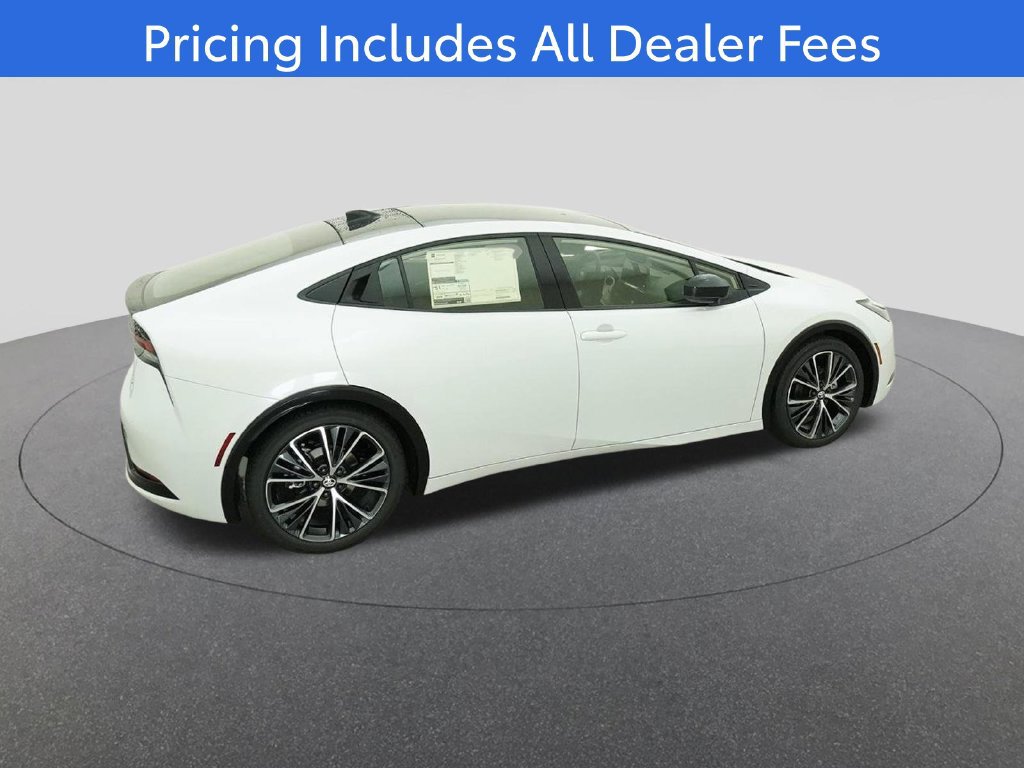 New 2027 Toyota Prius XLE FWD image 10