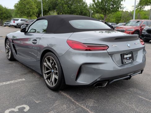 Used 2026 BMW Z4 M40i w/ Premium Package image 9