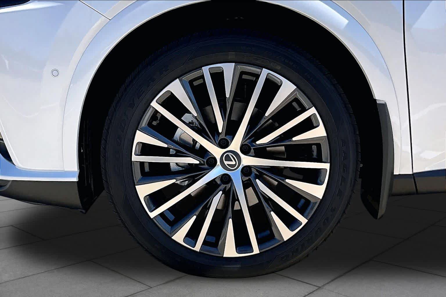 New 2026 Lexus RX 350 Premium Plus w/ Convenience Package FWD image 11