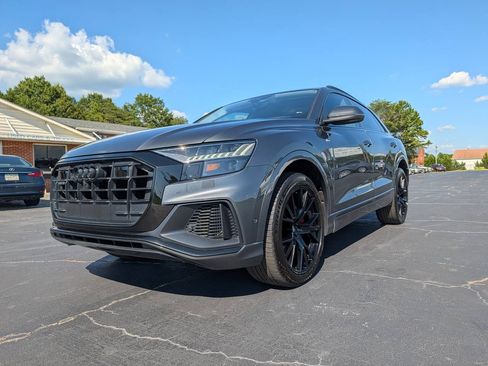 Used 2019 Audi Q8 Prestige AWD/4WD image 2