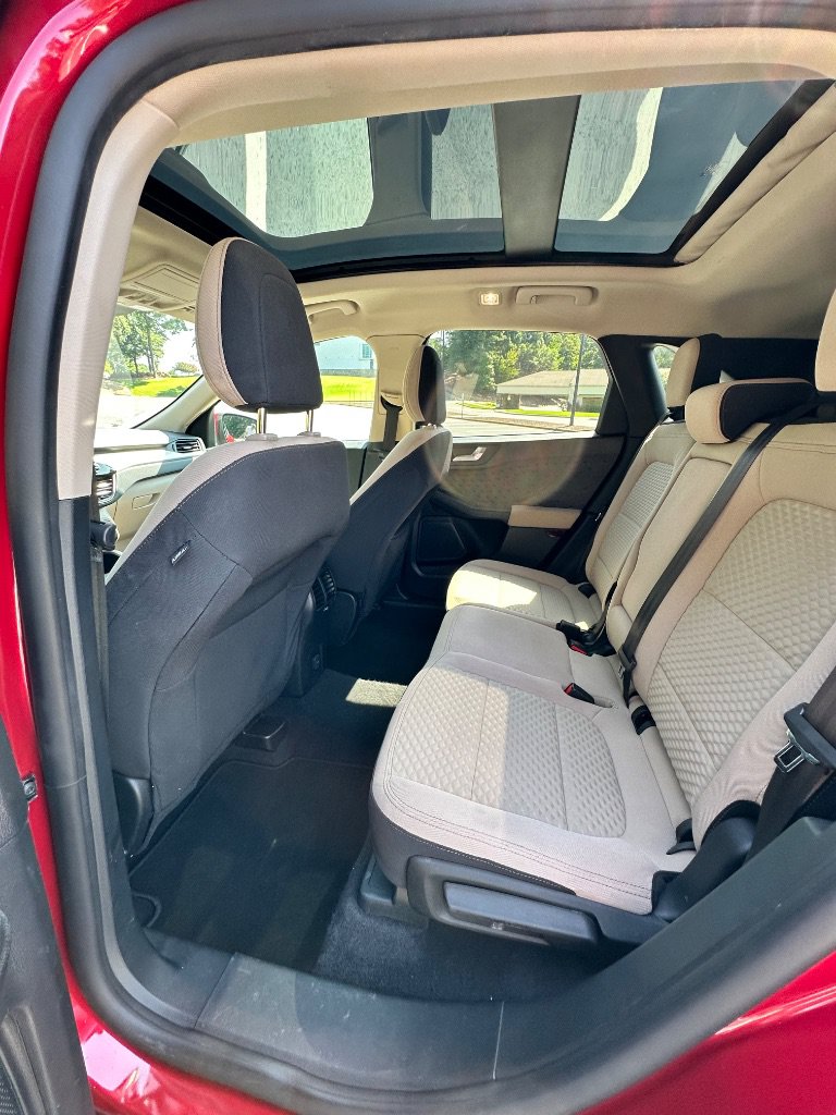 Used 2020 Ford Escape SE FWD image 15