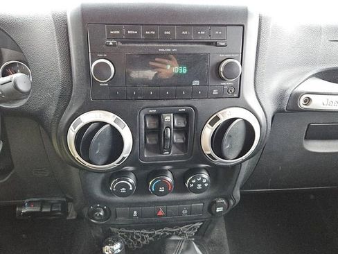 Used 2011 Jeep Wrangler Unlimited Sahara w/ Dual Top Group image 8