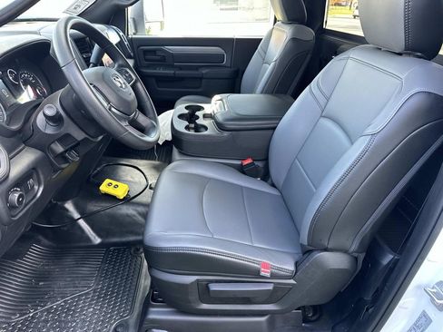 New 2026 RAM 3500 Tradesman w/ Chrome Appearance Group image 12