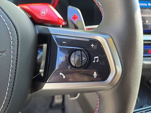 Used 2025 BMW M5 w/ Executive Package image 24