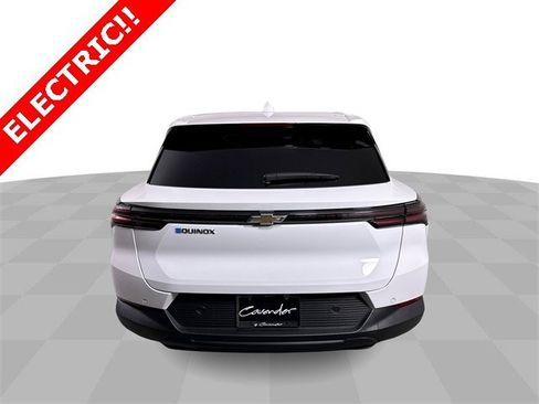 Used 2025 Chevrolet Equinox EV LT image 7