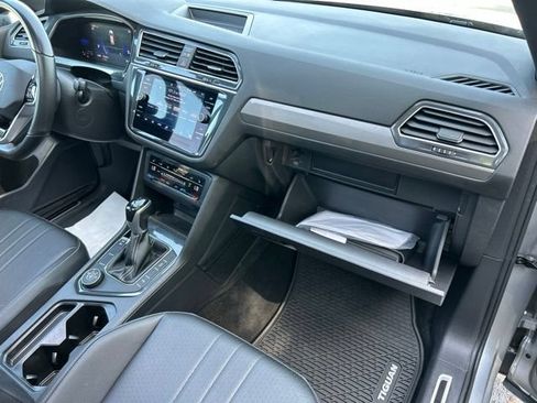 Used 2023 Volkswagen Tiguan SE R-Line AWD/4WD image 48