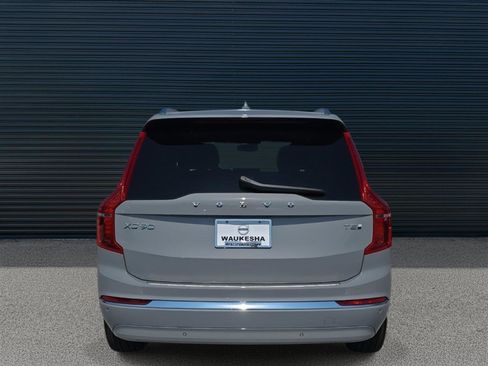 Used 2025 Volvo XC90 T8 Plus w/ Protection Package Premier image 4