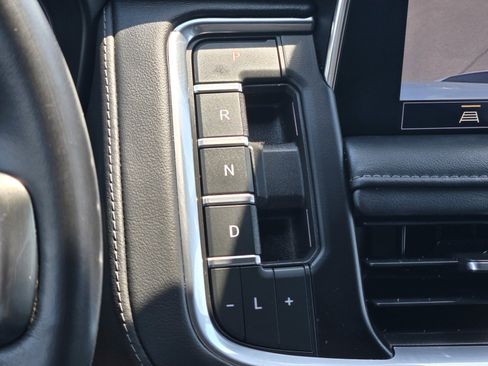 Used 2021 Chevrolet Tahoe Z71 AWD/4WD image 20