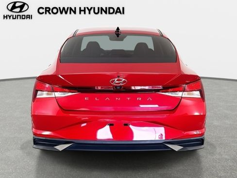 Certified 2023 Hyundai Elantra SEL w/ Convenience Package image 6