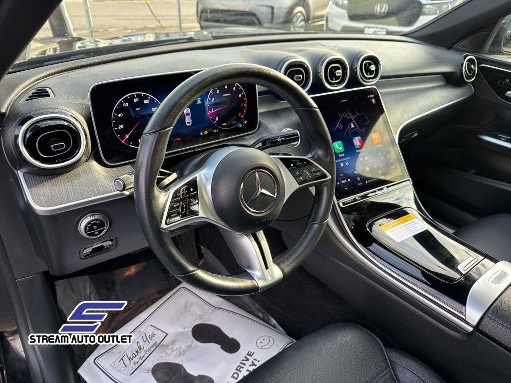 Used 2025 Mercedes-Benz C 300 4MATIC Sedan image 18