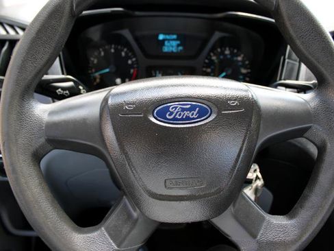 Used 2018 Ford Transit 250 138 image 9