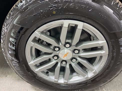 New 2025 Chevrolet Colorado LT w/ LT Convenience Package image 42