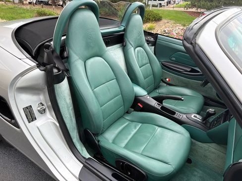 Used 2001 Porsche Boxster S RWD image 14