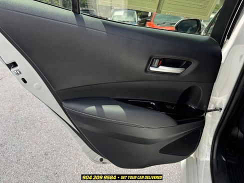 Used 2020 Toyota Corolla SE FWD image 26