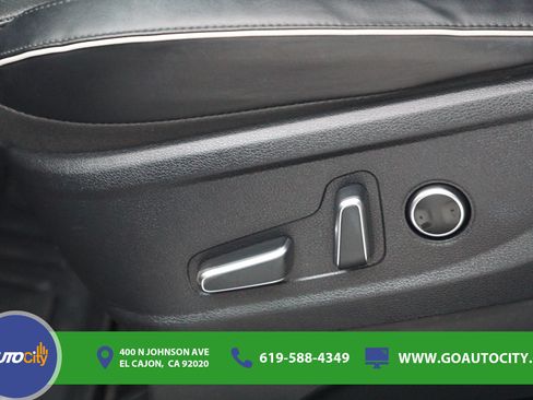 Used 2023 Hyundai Palisade SEL FWD image 19