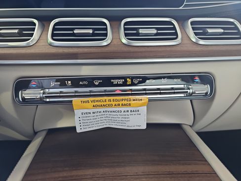Certified 2026 Mercedes-Benz GLE 350 4MATIC image 22
