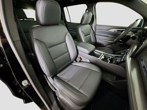 New 2026 Chevrolet Traverse LT w/ Enhanced Driving Package image 30