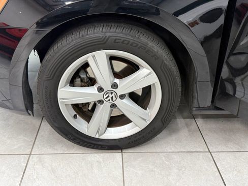 Used 2013 Volkswagen Passat TDI SE FWD image 39