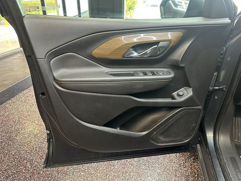 Used 2019 GMC Terrain SLE w/ Driver Convenience Package AWD/4WD image 10